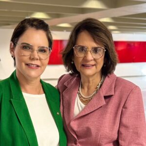 ESQUEMAS NO INSS | Coronel Fernanda e Damares protocolam CPMI para investigar esquema bilionário que lesou aposentados ESQUEMAS NO INSS | Coronel Fernanda e Damares protocolam CPMI para investigar esquema bilionário que lesou aposentados