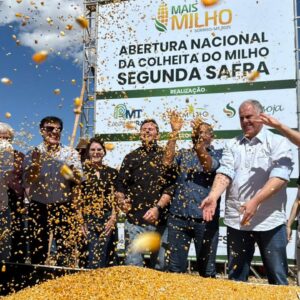 EM SORRISO | Coronel Fernanda participa da abertura nacional da colheita da segunda safra de milho