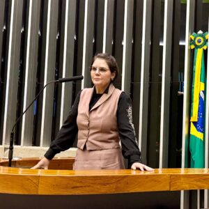 CRISE YANOMAMI | Deputada Coronel Fernanda cobra explicações sobre contratos milionários com indícios de irregularidades