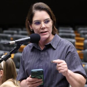VIOLÊNCIA CONTRA MULHER | Coronel Fernanda cobra providências da PM de Minas após feminicídio de capitã